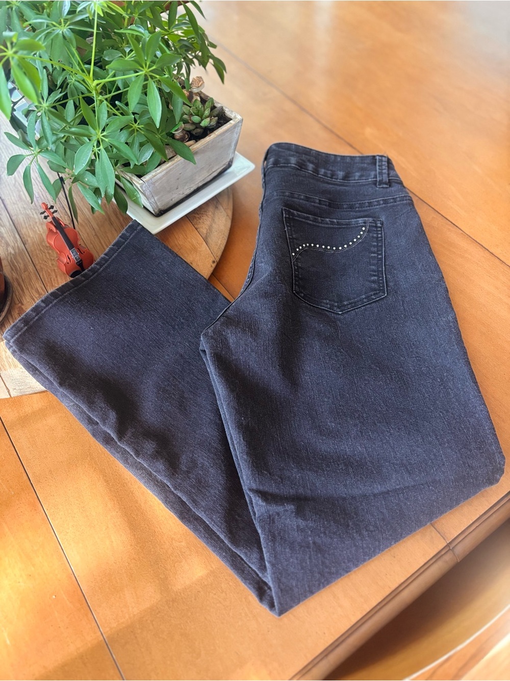 Lee black straight leg jeans, 8 Petite